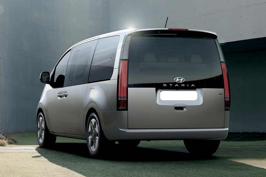 Rear Medium View of Hyundai Staria Rear Medium View of Hyundai Staria