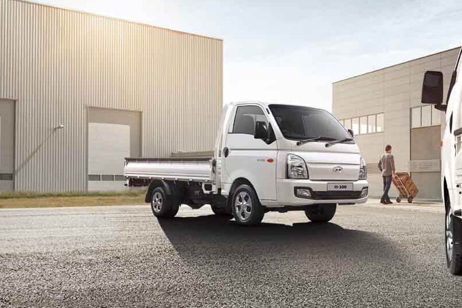 Hyundai H-100 Front Medium View Hyundai H-100 Front Medium View