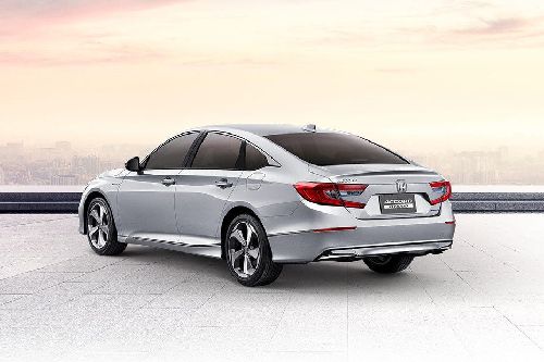 Rear Cross Side View of Honda Accord Rear Cross Side View of Honda Accord