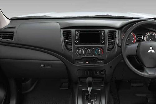 L 200 Center Console